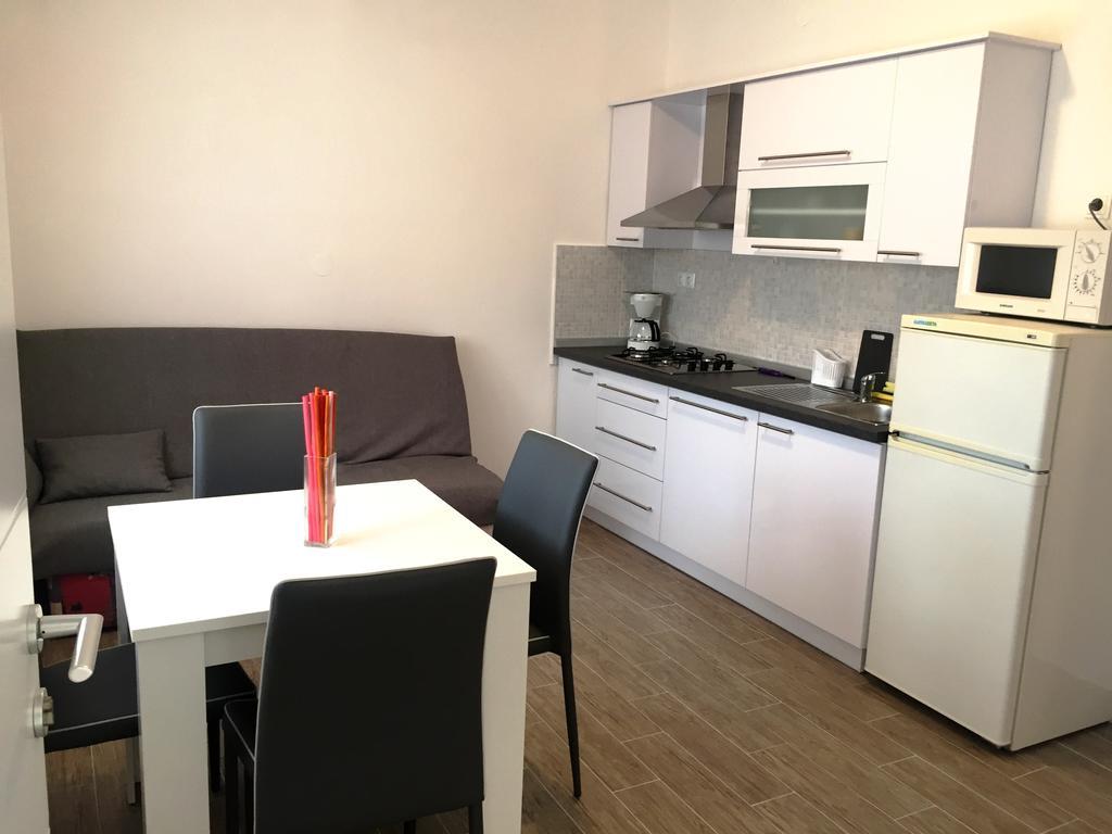 Apartments Valentino Supetarska Draga Bagian luar foto